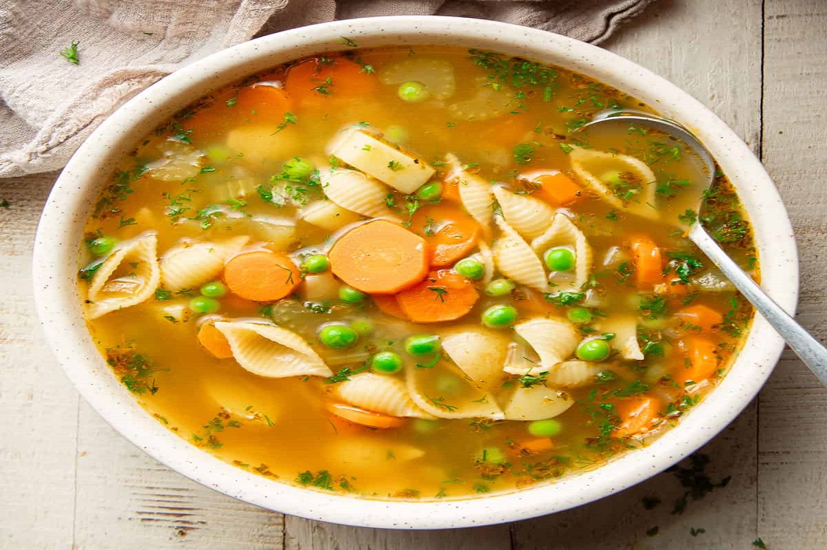 vegetable noodle soup sq